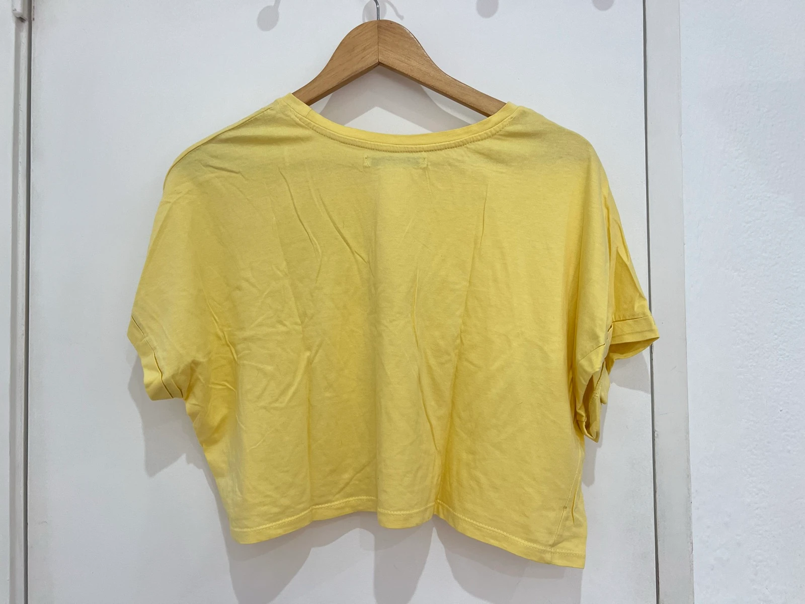 T-shirt Básica| Top Crop| Amarela| Lefties| T* L – photo 3